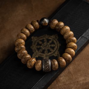 Moonstar Bodhi Bracelet with Six-Syllable Mantra